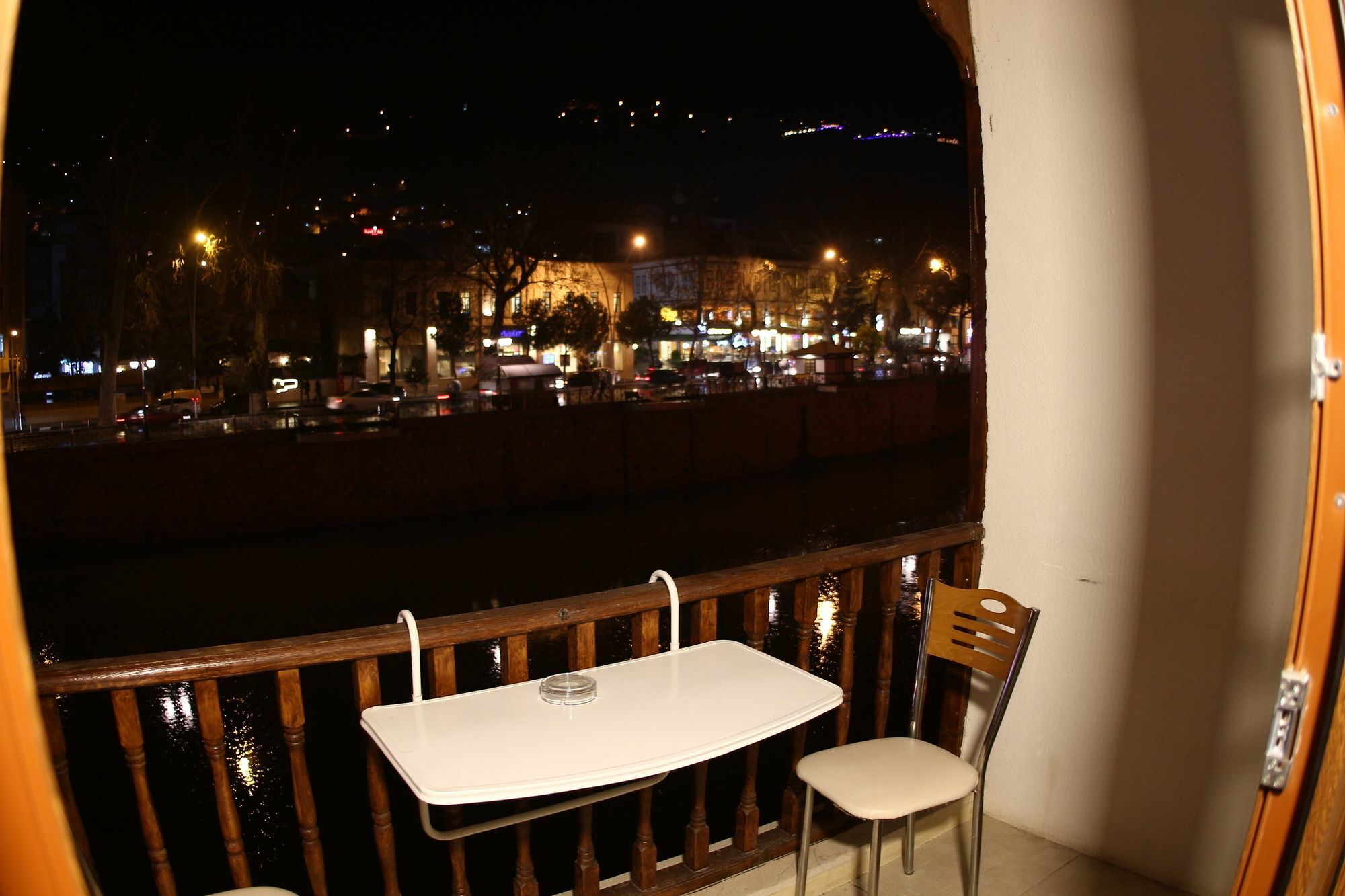 Sehri̇-Zade Yalisi Hotel Амася Екстериор снимка