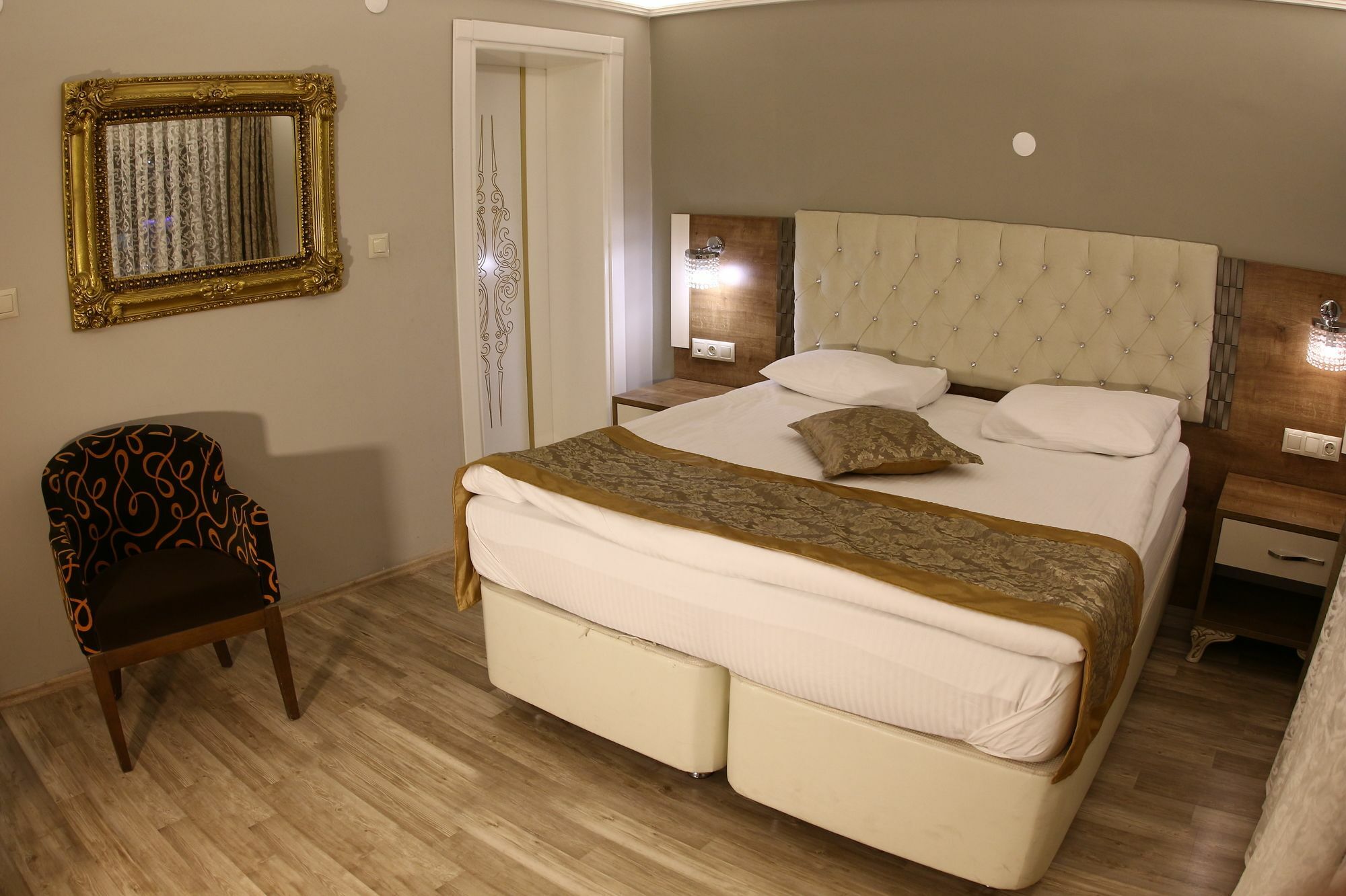 Sehri̇-Zade Yalisi Hotel Амася Екстериор снимка